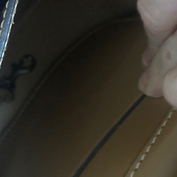 Dooney & Bourke Small Leather Crossbody handbag - Picture 8 of 8